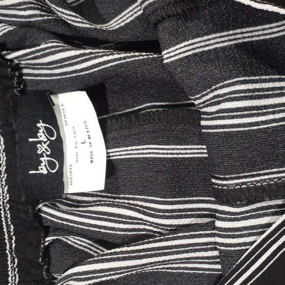 Dress pants - Picture 2 of 3